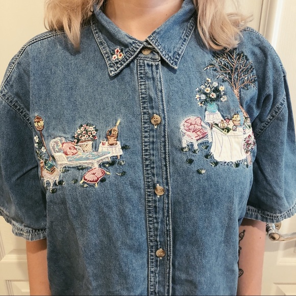 LAST CHANCE 🚨 Vintage embroidered button up - Picture 2 of 6